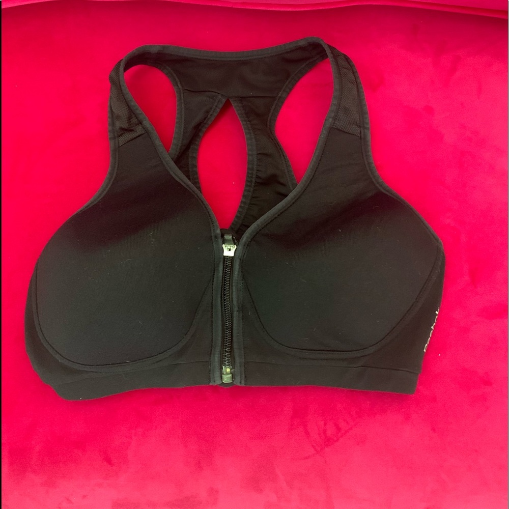 Reebok sports bra. Small